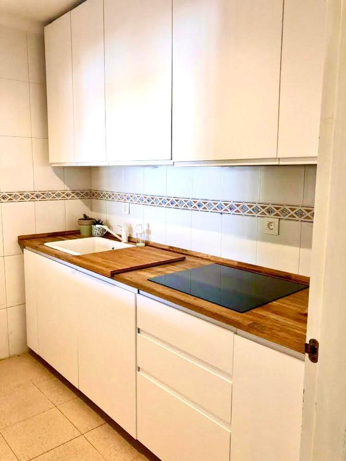 Inspiring Apartment In Carihuela Beach Torremolinos Exteriör bild